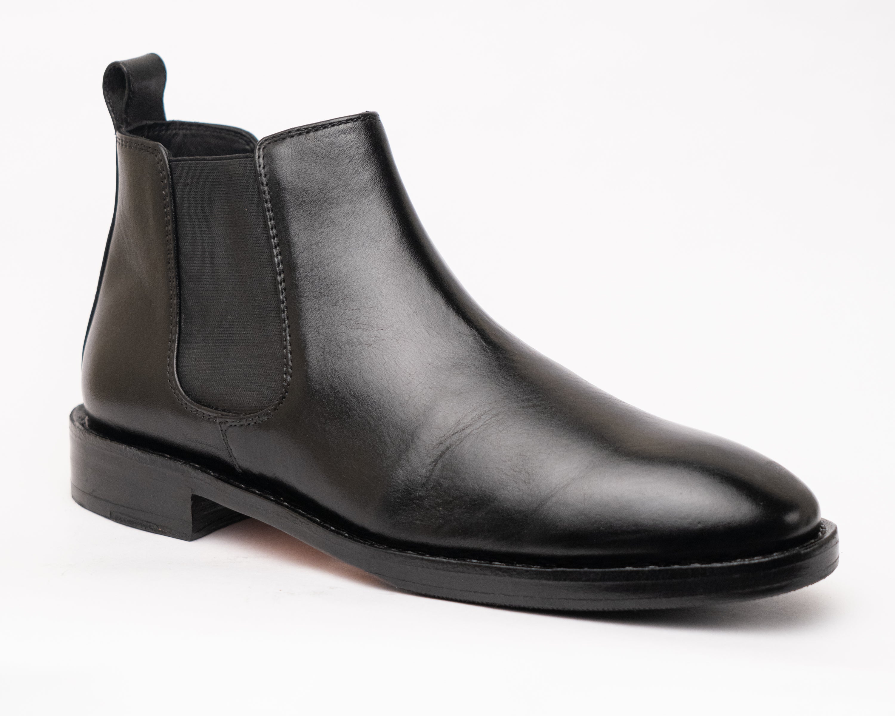 Leo - Chelsea Boots // Black