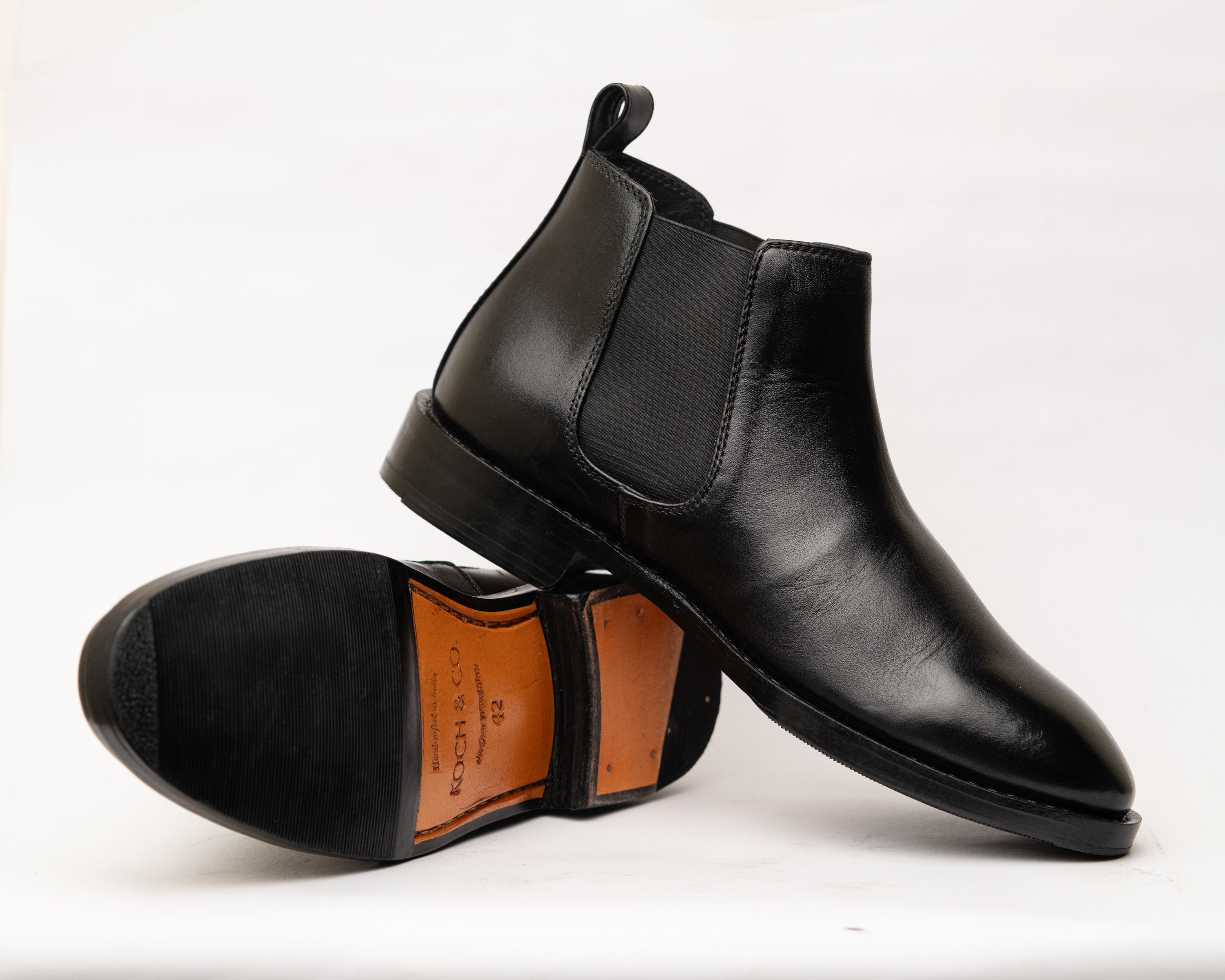 Leo - Chelsea Boots // Black