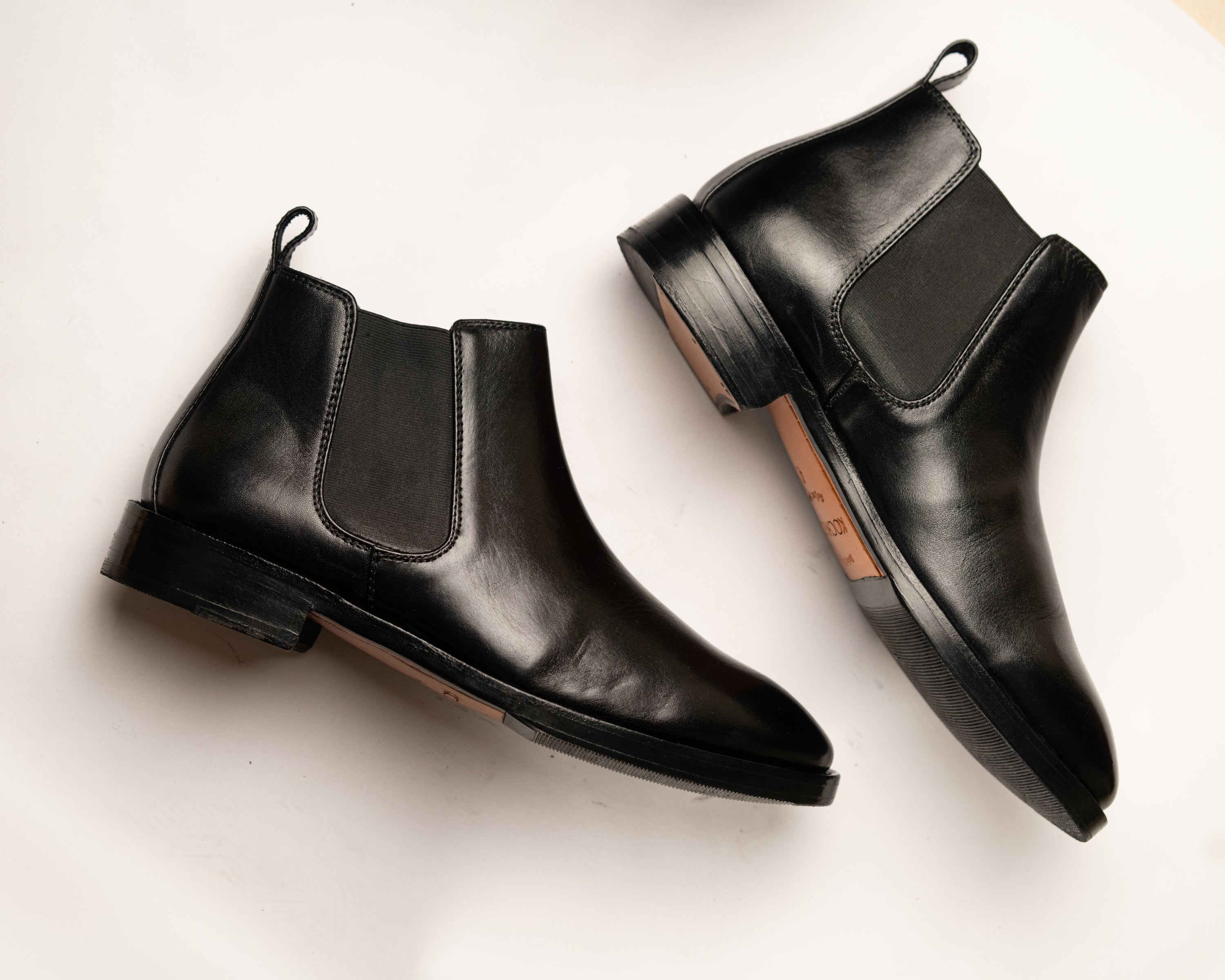 Leo - Chelsea Boots // Black